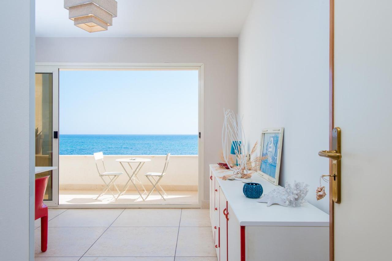 Beach Studios Con Accesso Diretto Alla Spiaggia Torre Pali 외부 사진